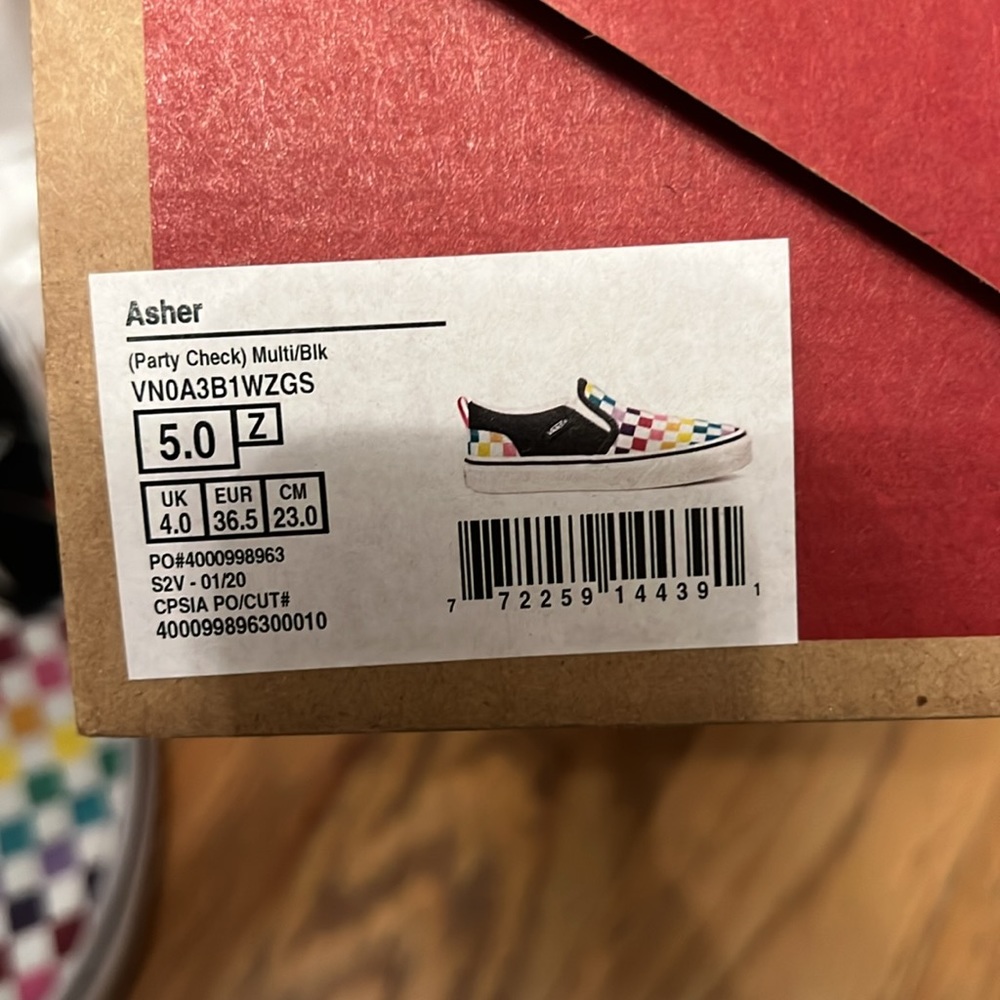 NIB Vans - Picture 2 of 2